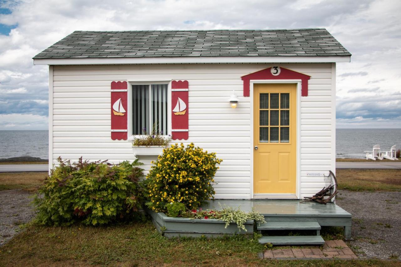 Les Cabines Du Phare Rimouski Exteriör bild