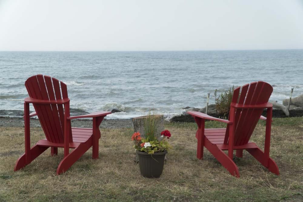 Les Cabines Du Phare Rimouski Exteriör bild